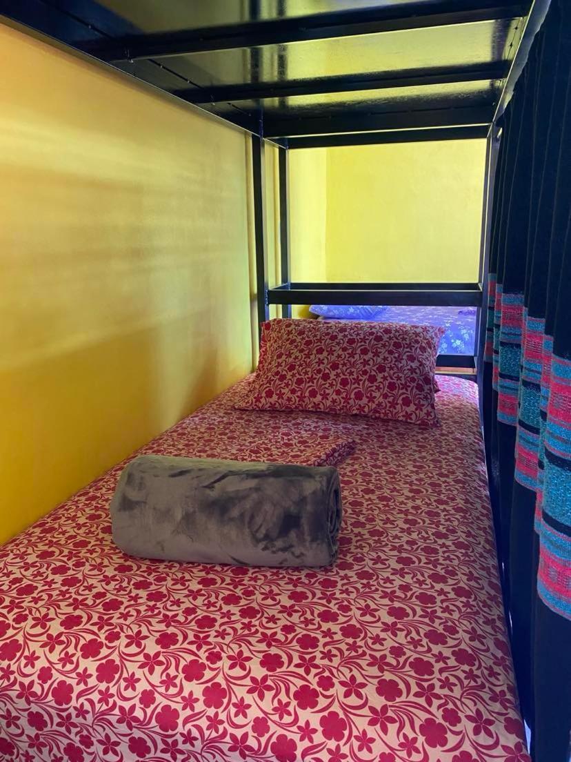 Hierve El Agua Eco Hostel - Confetti Pool Club Сан-Пабло-Вилья-де-Митла Экстерьер фото